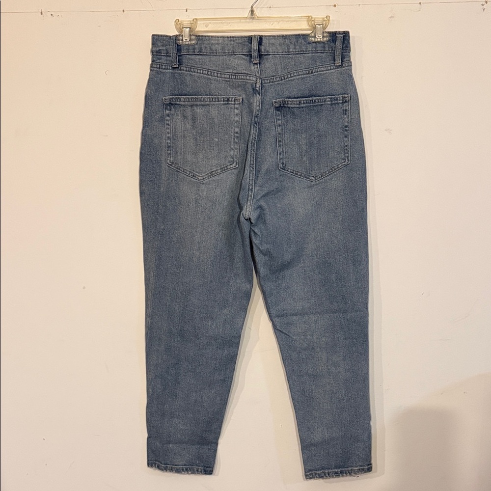 Distressed High Rise Mom Jeans - Picture 6 of 9